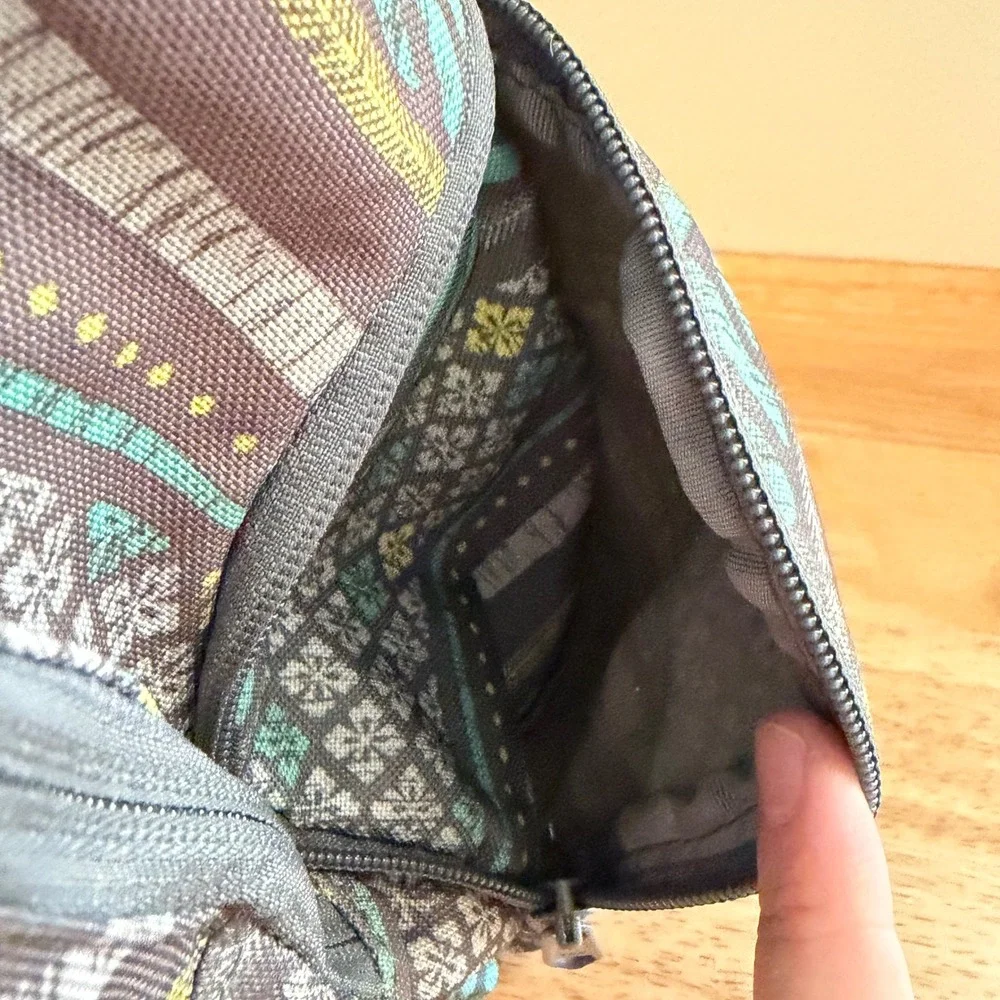 Dakine Gray Teal Yellow Backpack Bag Laptop Sleeve Zipper‎ Closure school work